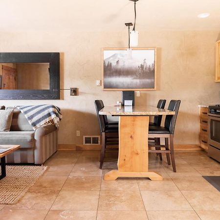 Wall Street Suites ベンド エクステリア 写真