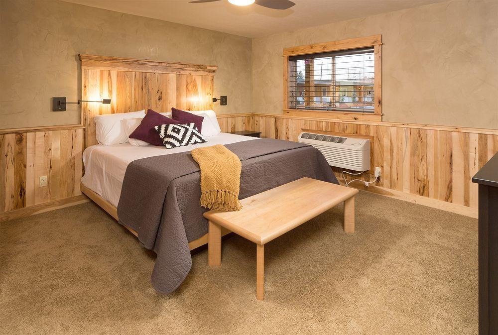 Wall Street Suites ベンド エクステリア 写真
