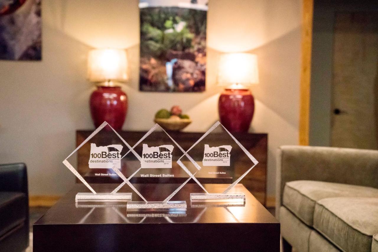 Wall Street Suites ベンド エクステリア 写真